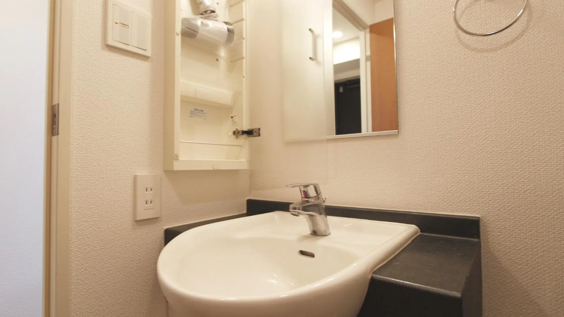 Praz Tower Higashi Shinjuku - Vacation Stay 17366 Tokyo Apartment